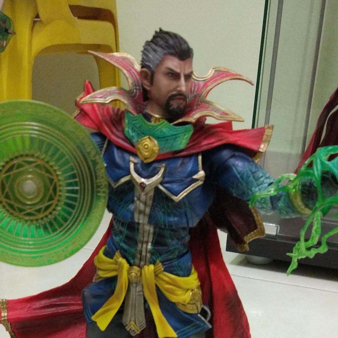 Ori Play arts kai Doctor Strange