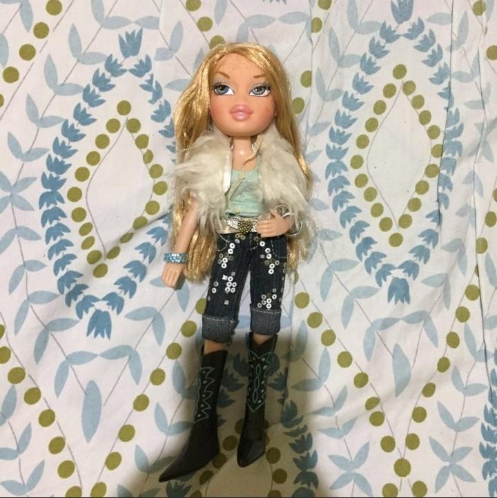 Bratz talking cloe top