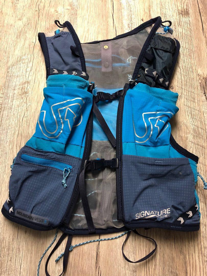 Ultimate Direction Mountain Vest 4.0 (SM), Sports Equipment, Sports