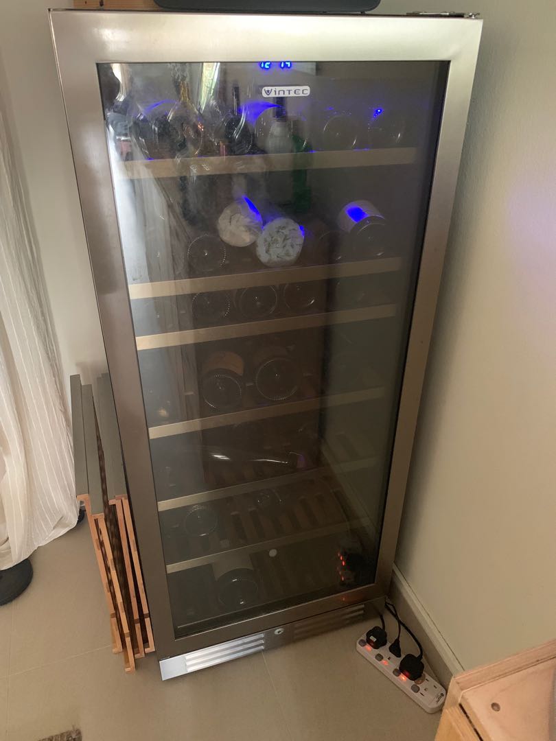 Vintec 121 bottle wine fridge hot sale