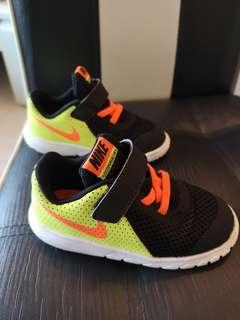Nike kids Shoes