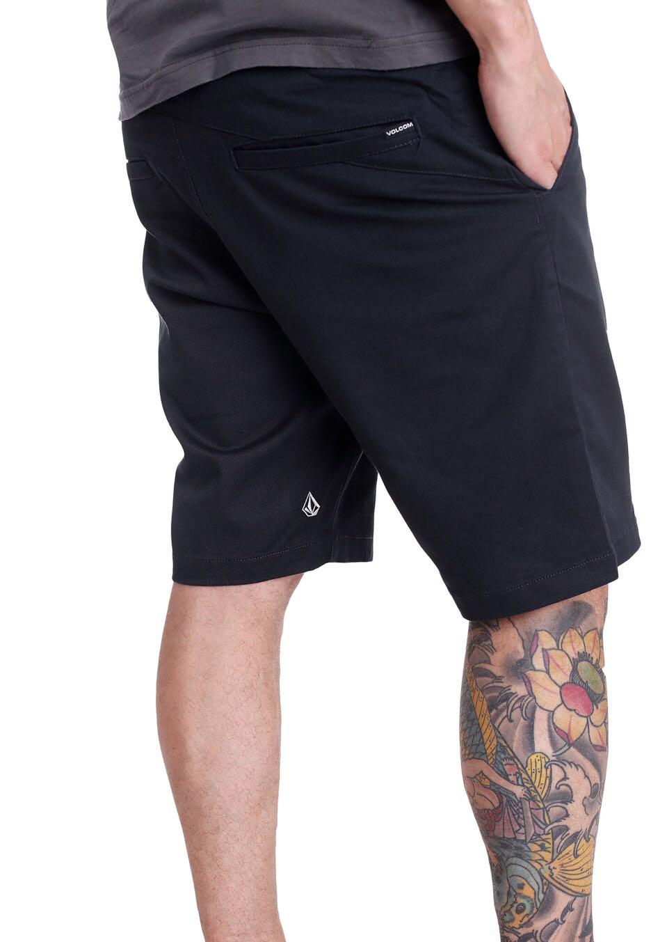 volcom short pants