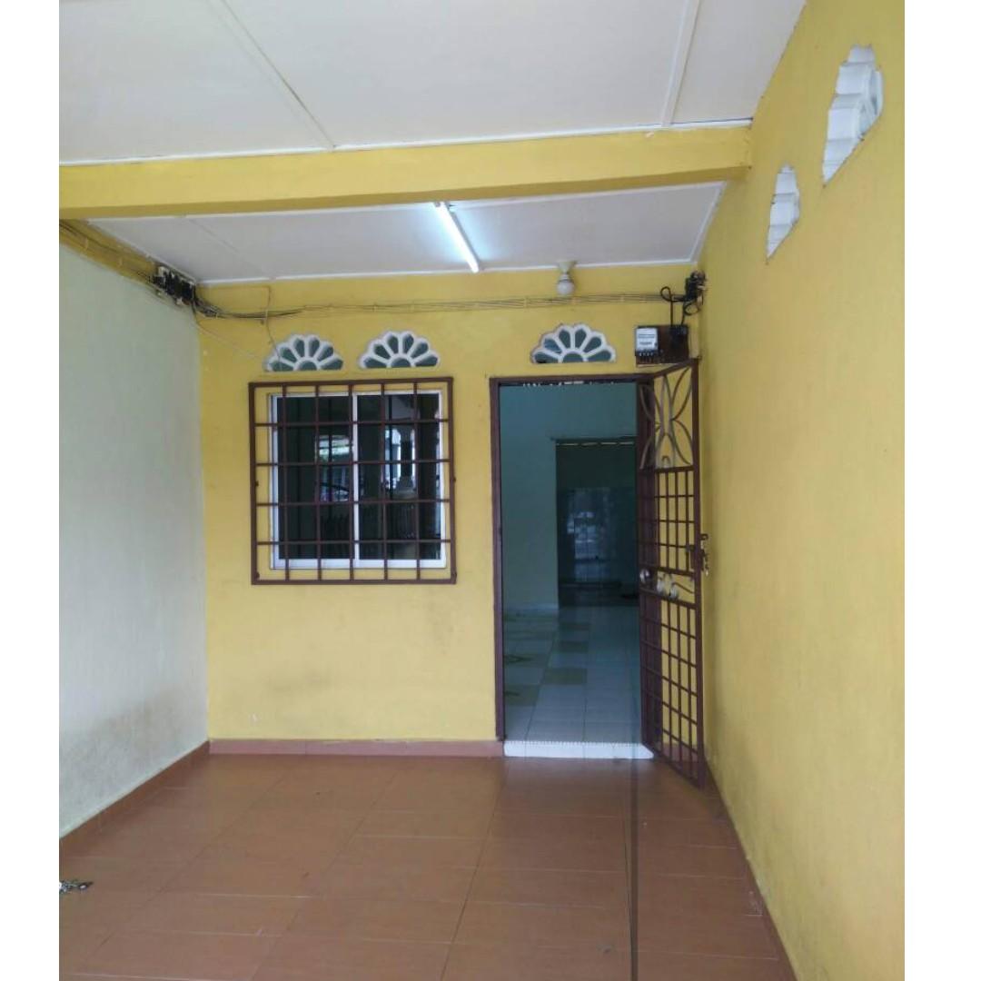 Bandar Kinrara 1 landed house for rent, Property, Rentals on Carousell