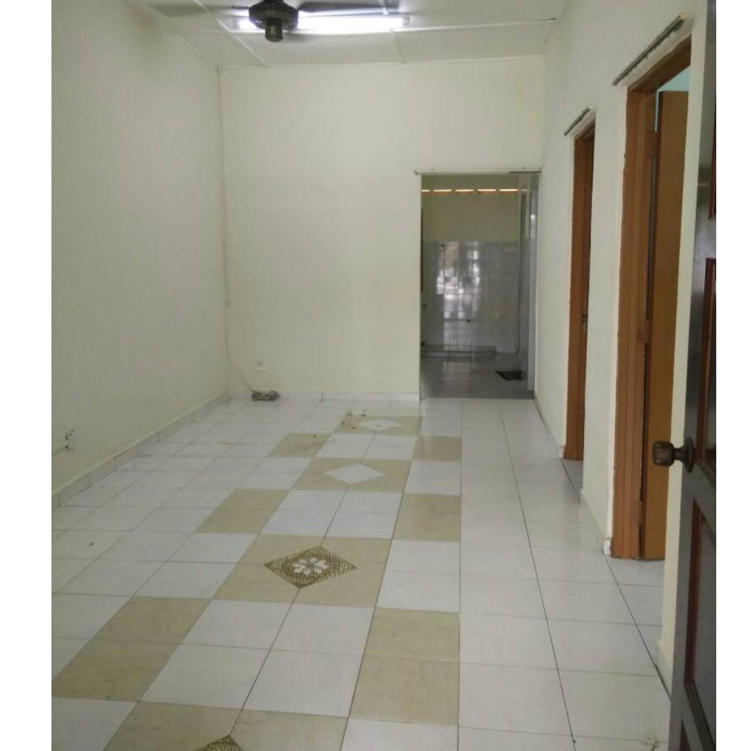 Bandar Kinrara 1 landed house for rent, Property, Rentals on Carousell