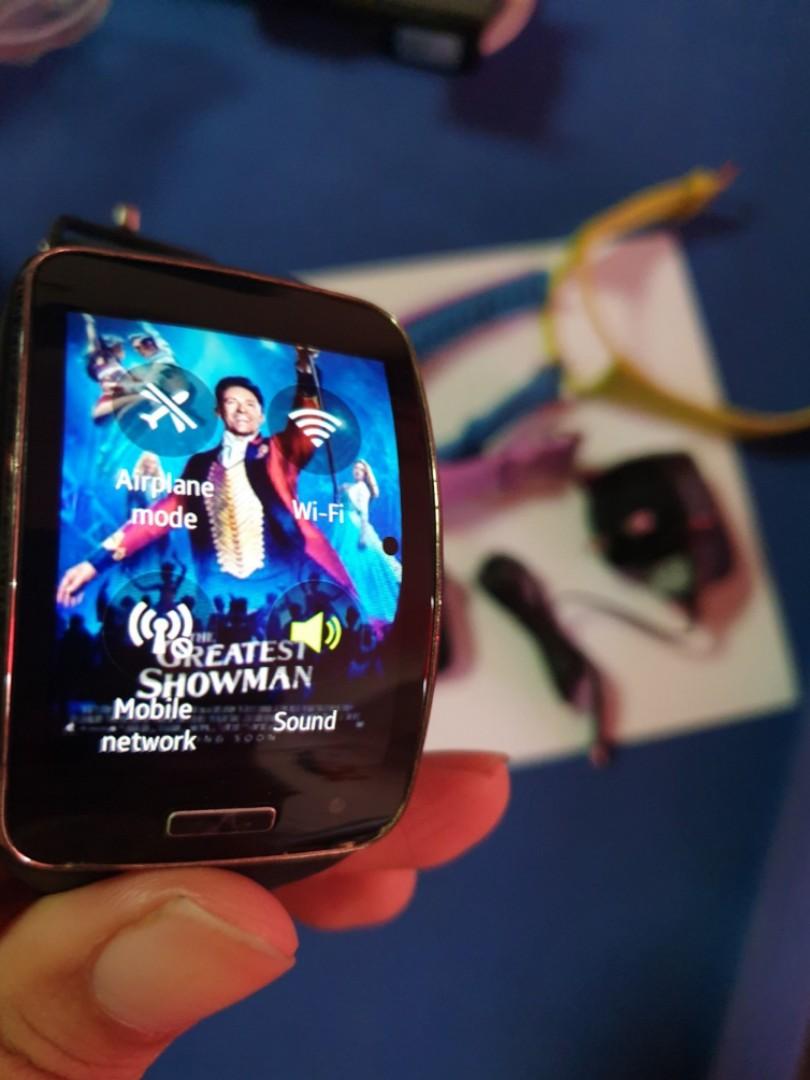 Beautiful Samsung Gear S Smartwatch 3G Excellent Condition Cheap Sales Waterproof with many New Straps Mobile Phones Gadgets Wearables Smart Watches on Carousell
