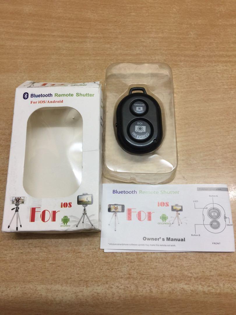 Bluetooth remote camera shutter for ios /android （分類：可攜式音響設備）位於 Hong Kong。 由 ya1111 提交（商品編號 221226224，圖片 1）。簡介： New with box 。