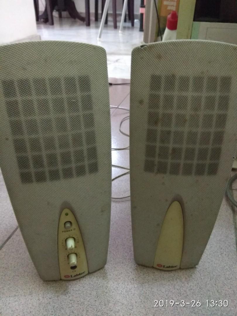 Computer Speaker Labtec (Category: Soundbars, Speakers & Amplifiers) located in Puchong. Submitted by swiftbear.c6aa46 (Listing ID 221192852, Image 3). Description: One site not working, but the other site with clear and loud speaker..