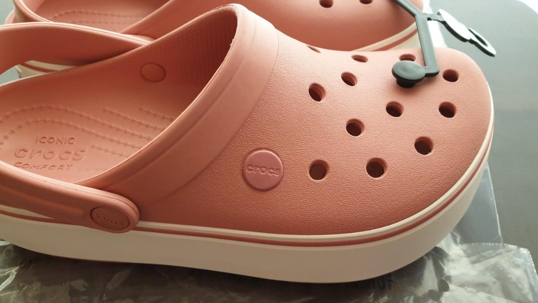 Crocband hot sale clog blossom
