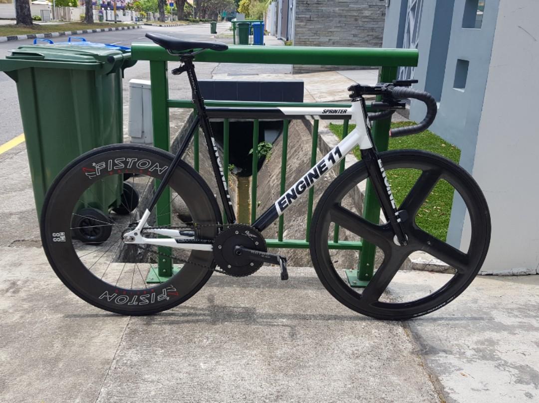 Engine 11 Sprinter White Frameset Sports Equipment Bicycles Parts Bicycles On Carousell