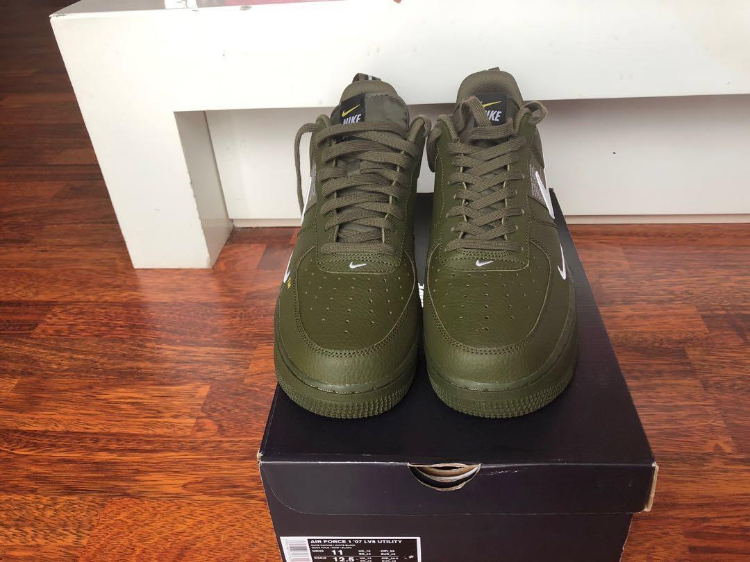 Jual Nike Air Force 1 Utility LVL 8 ORIGINAL, Fesyen Pria, Sepatu ,  Sneakers di Carousell