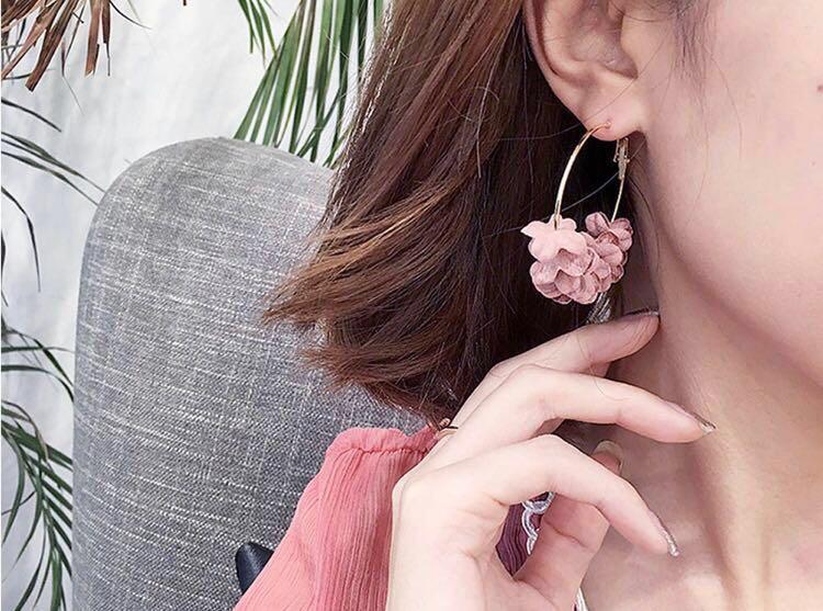 Girls sales with earings