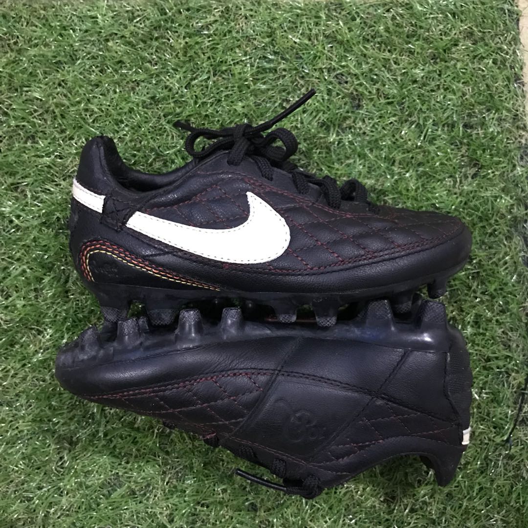 Ronaldinho football shoes best sale