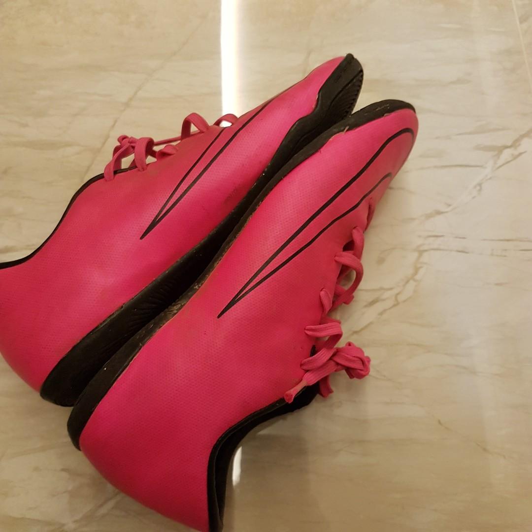 mercurial soccer boots price