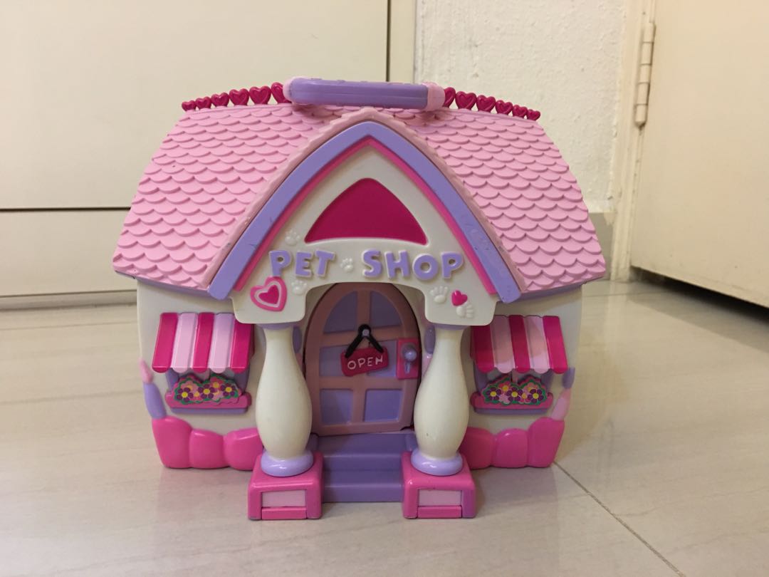 minnie doll house