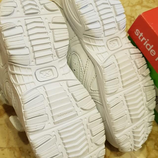 Stride rite cooper hook & loop sneaker store