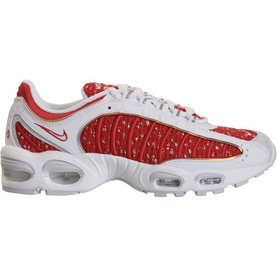 nike tailwind x supreme