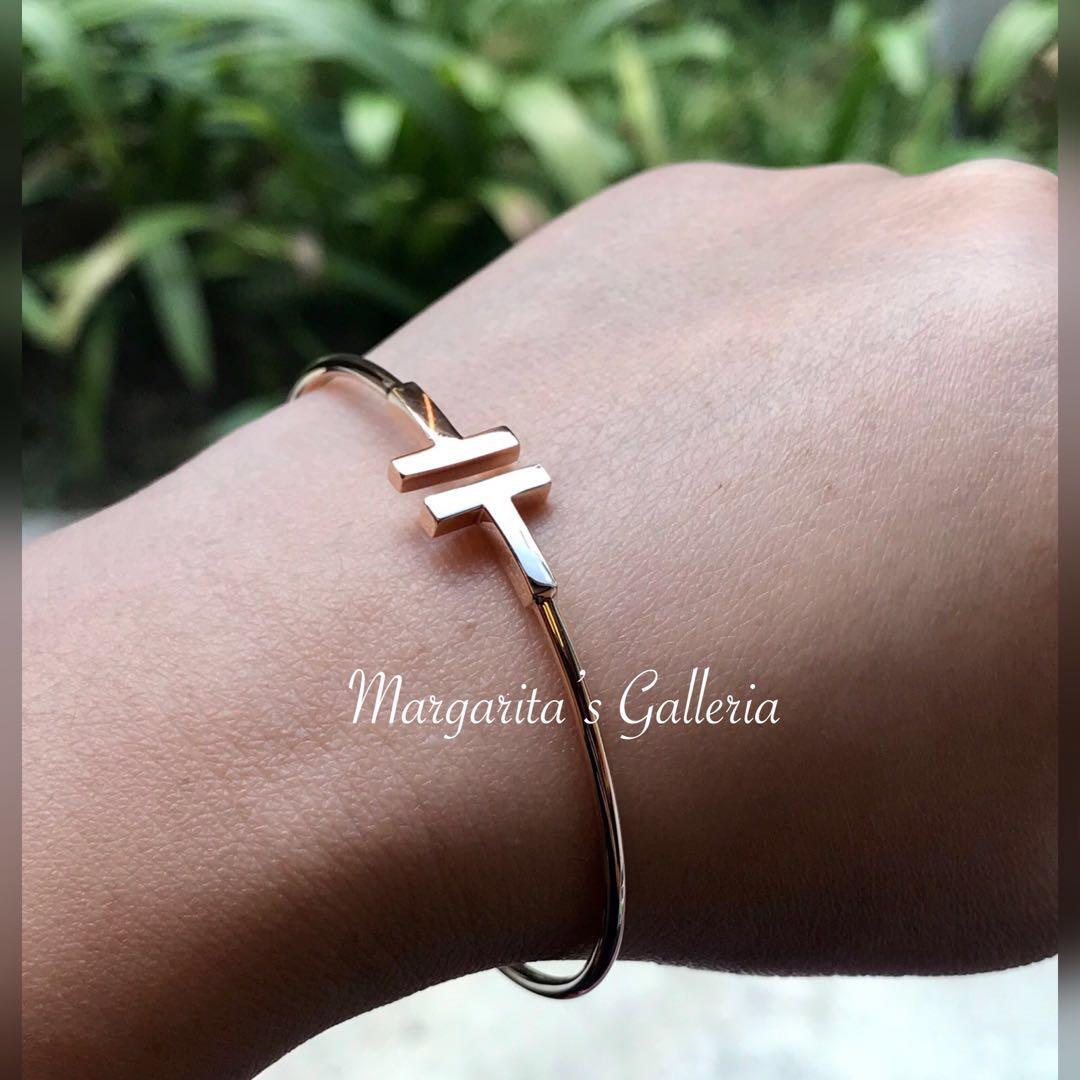 Tiffany & Co T Wire Bracelet in Italy 18K Rose Gold, Luxury Tiffany & Co T Wire Bracelet in Italy 18K Rose Gold, Luxury