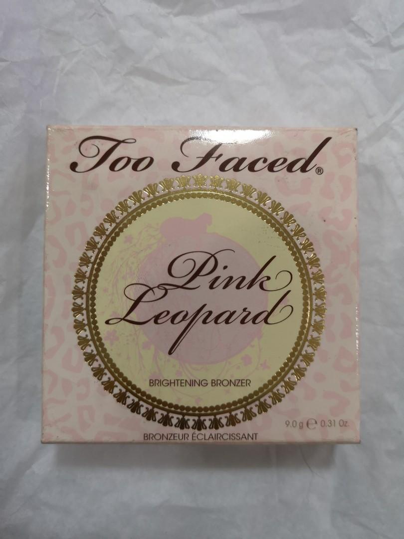 Too Faced Pink Leopard Brightening Bronzer (Category: Face Care) located in Quezon City. Submitted by boughtthewrongmodel (Listing ID 221267631, Image 3). Description: Too Faced Pink Leopard Brightening Bronzer Very good condition, lightly used.