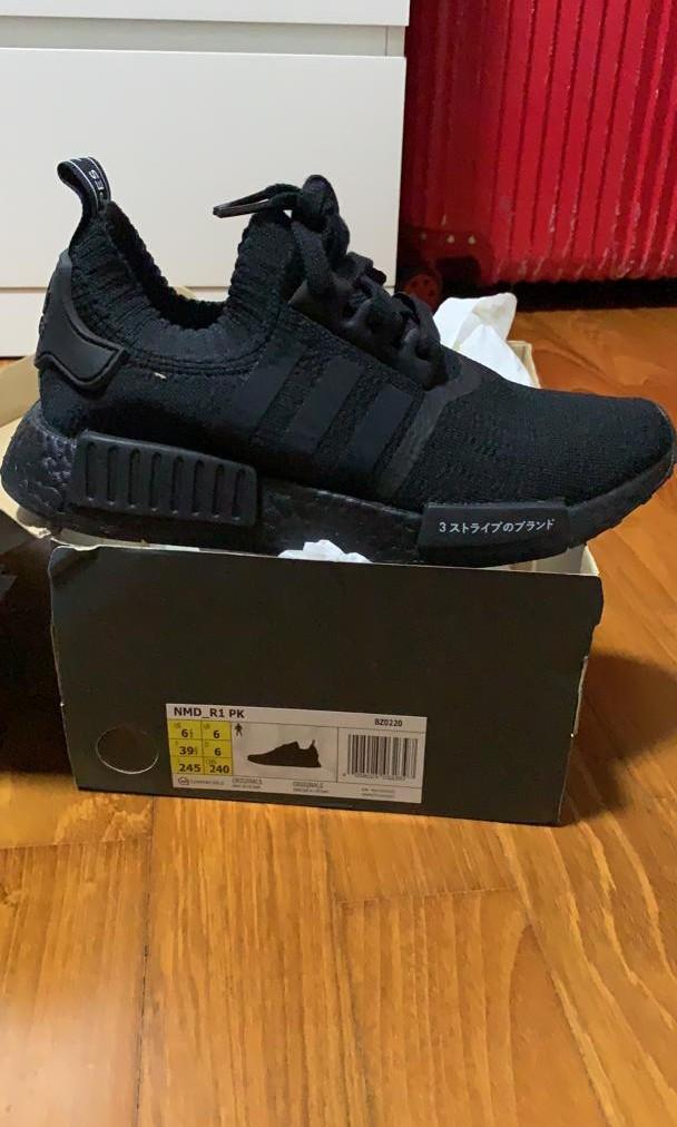 jd sports triple black