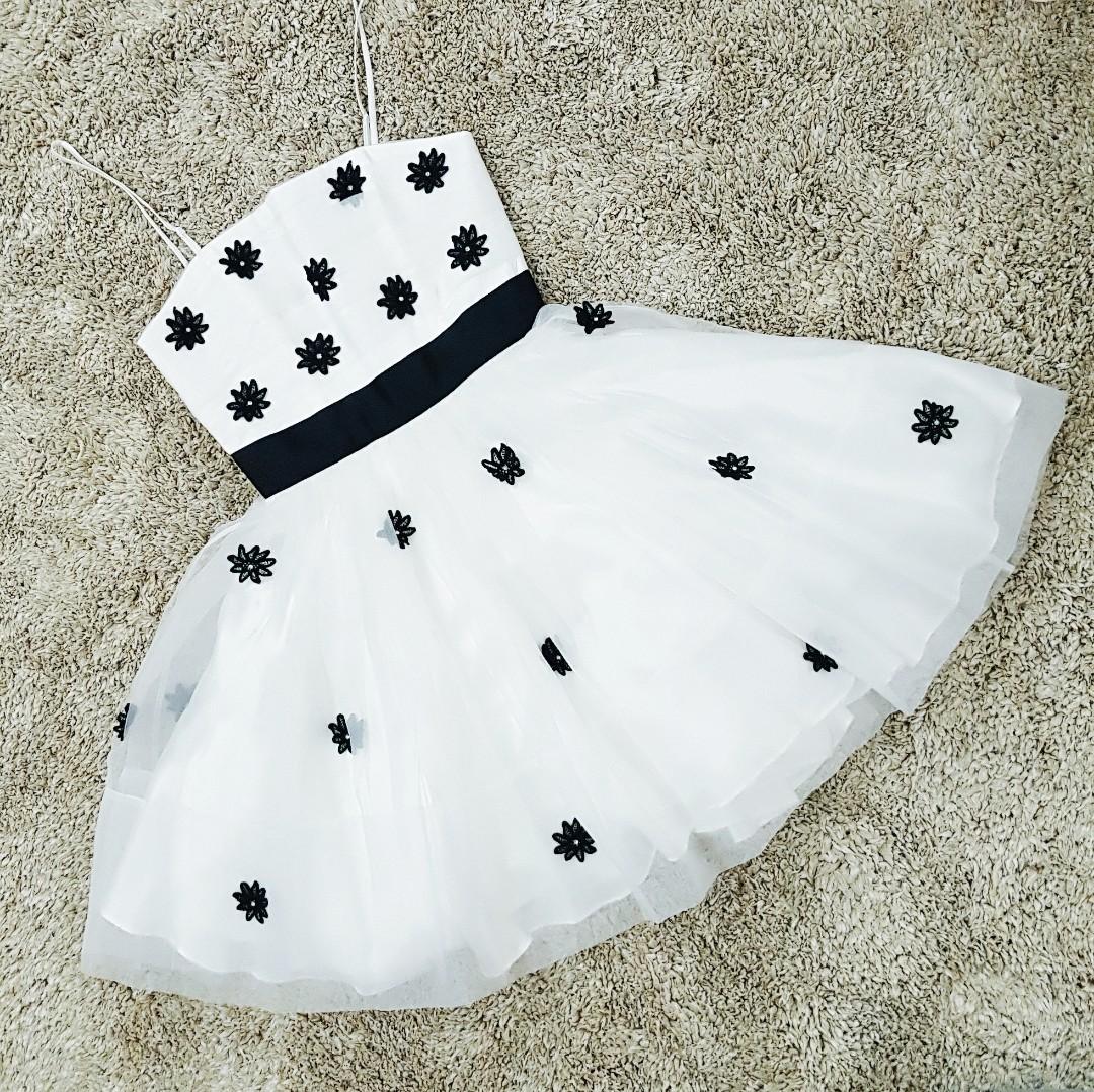Betsey johnson prom on sale dresses