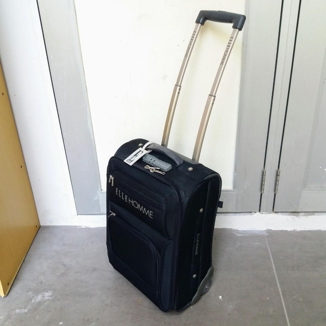 elle carry on luggage