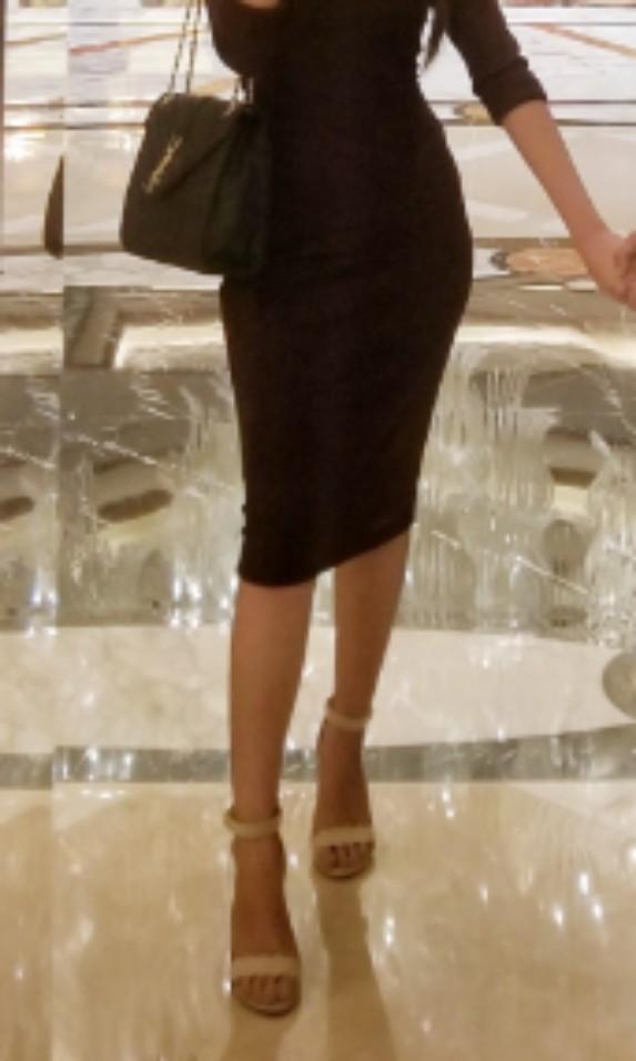 H&M Ankle strap heels (Category: Heels) located in Manila. Submitted by katreena_ (Listing ID 221308128, Image 3). Description: Worn only once when I watched Phantom of the Opera Super sexy when worn. Perfect for date night! Bought for 1600..