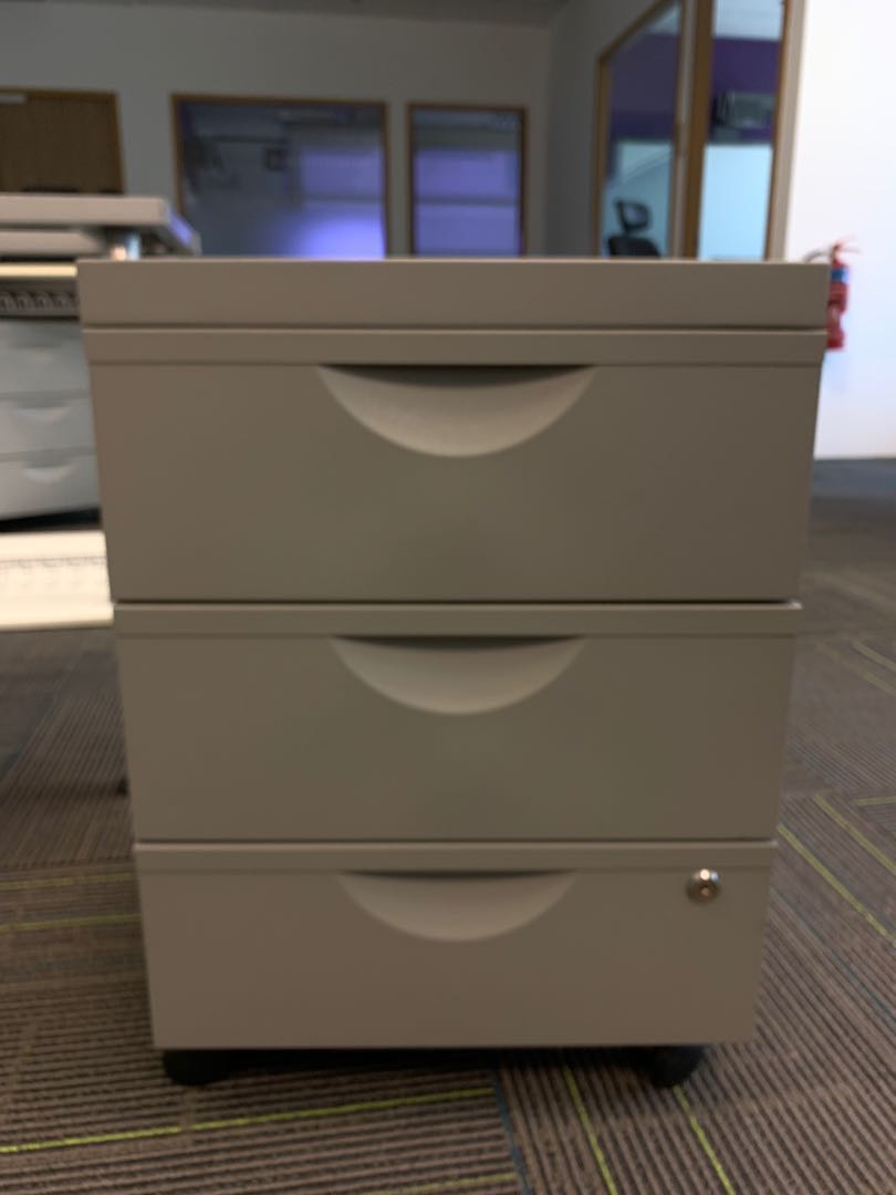Mobile top pedestal ikea