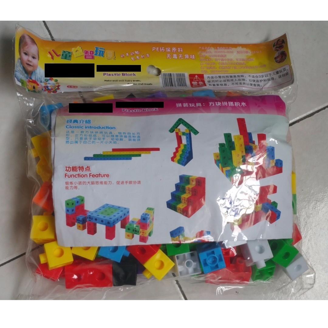 Linking Cube (Category: Lego & Building Sets) located in Singapore. Submitted by joycelin123 (Listing ID 194895370, Image 4). Description: Linking Cube - Around 110+ pieces - Cube Size : 20mm Meet Up @ Boon Lay MRT station or Jurong Point. Postage @ additional💲 Tags: kids, children, toddler, kindergarten, early childhood, blocks, cognitive learning.