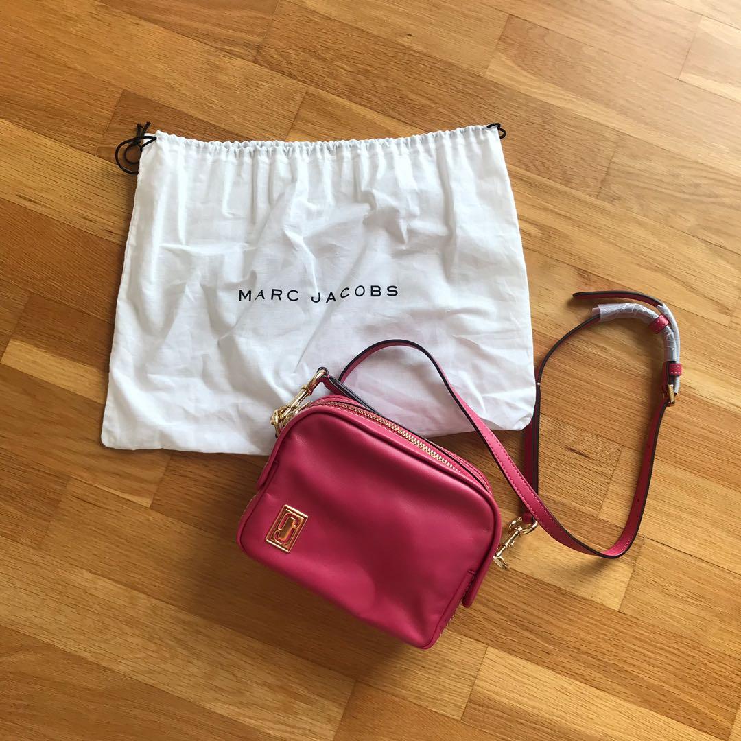Marc jacobs the mini squeeze leather crossbody best sale bag