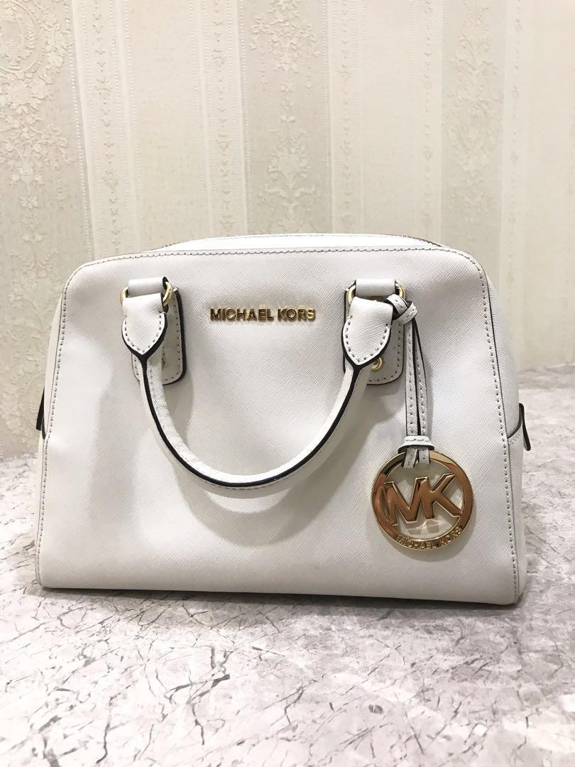 Michael Kors White Purse Luxury Bags Wallets On Carousell
