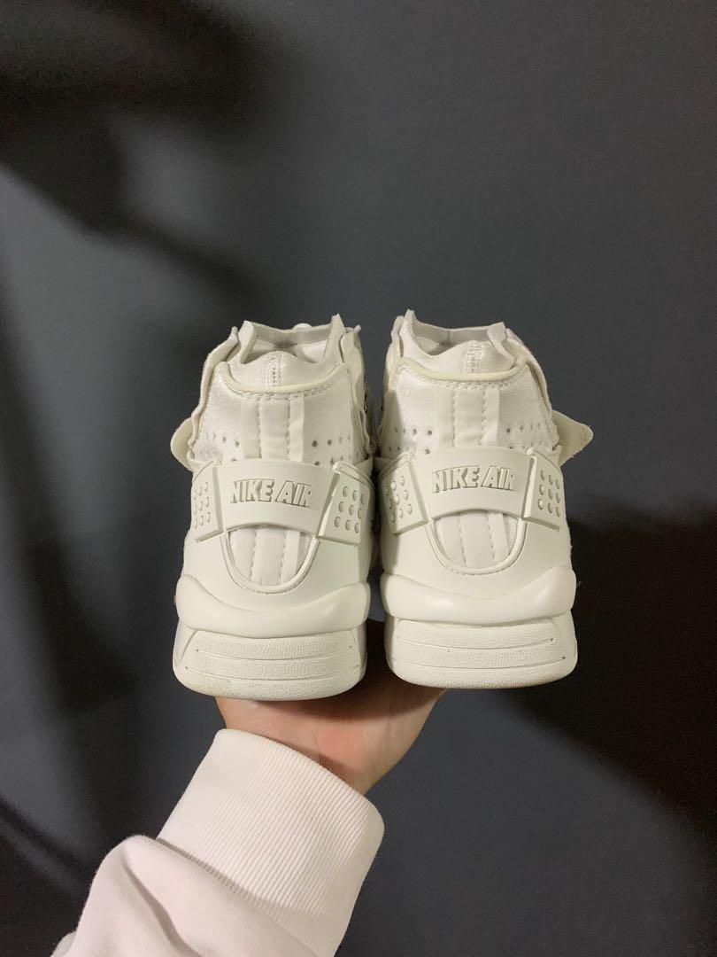 Nike CDG Air Mowabb White US 10 Men s Fashion Footwear Sneakers on Carousell