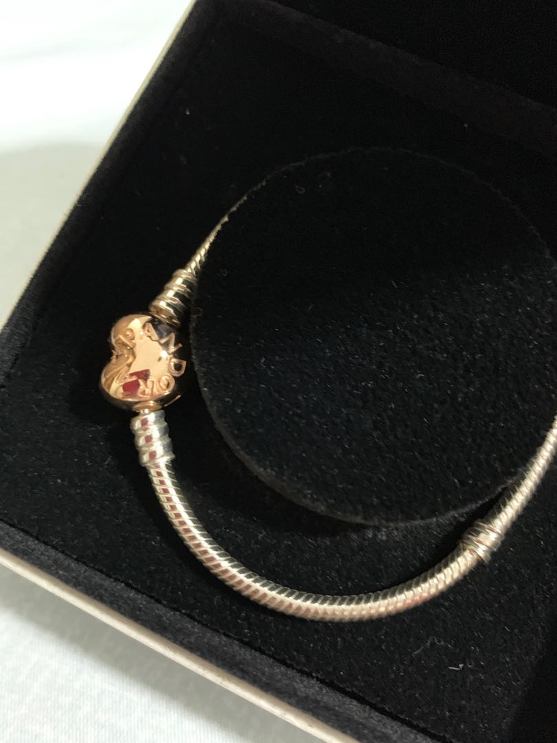 Pandora bracelet with gold cheap heart clasp