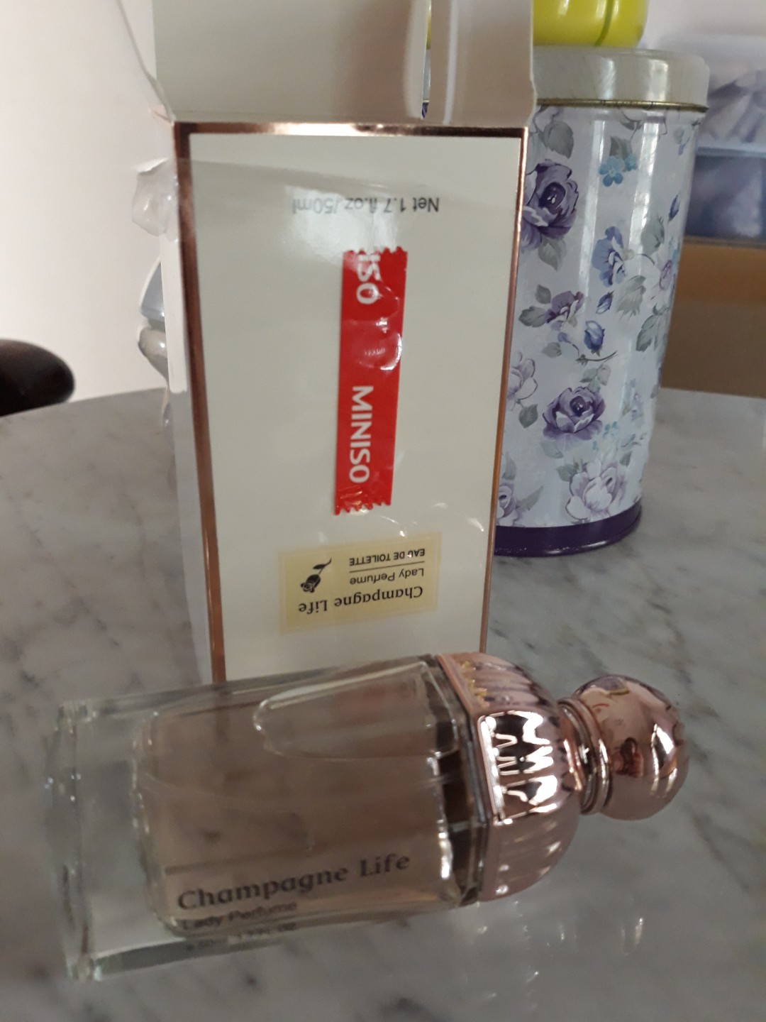 Parfum miniso, Health & Beauty, Perfumes, Nail Care, & Others on Carousell