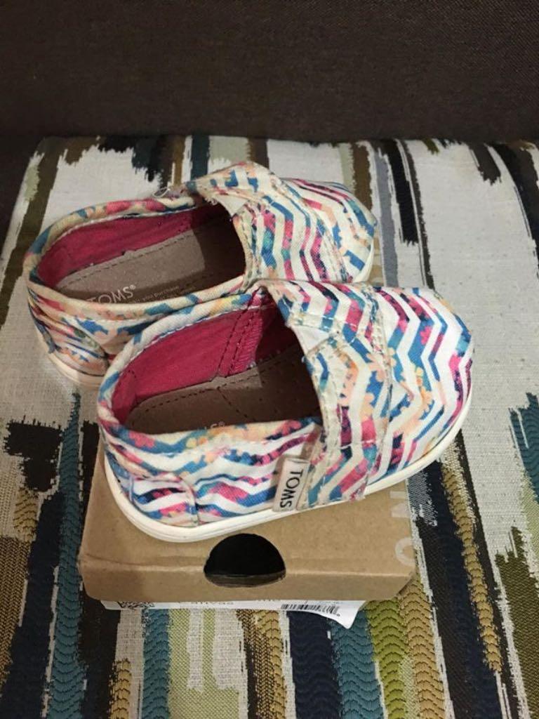 toms shoes for baby girl