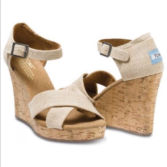 toms strappy wedges