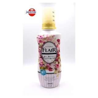Kao Flair Fragrance Fabric Softener (Gentle & Bouquet) 570ml