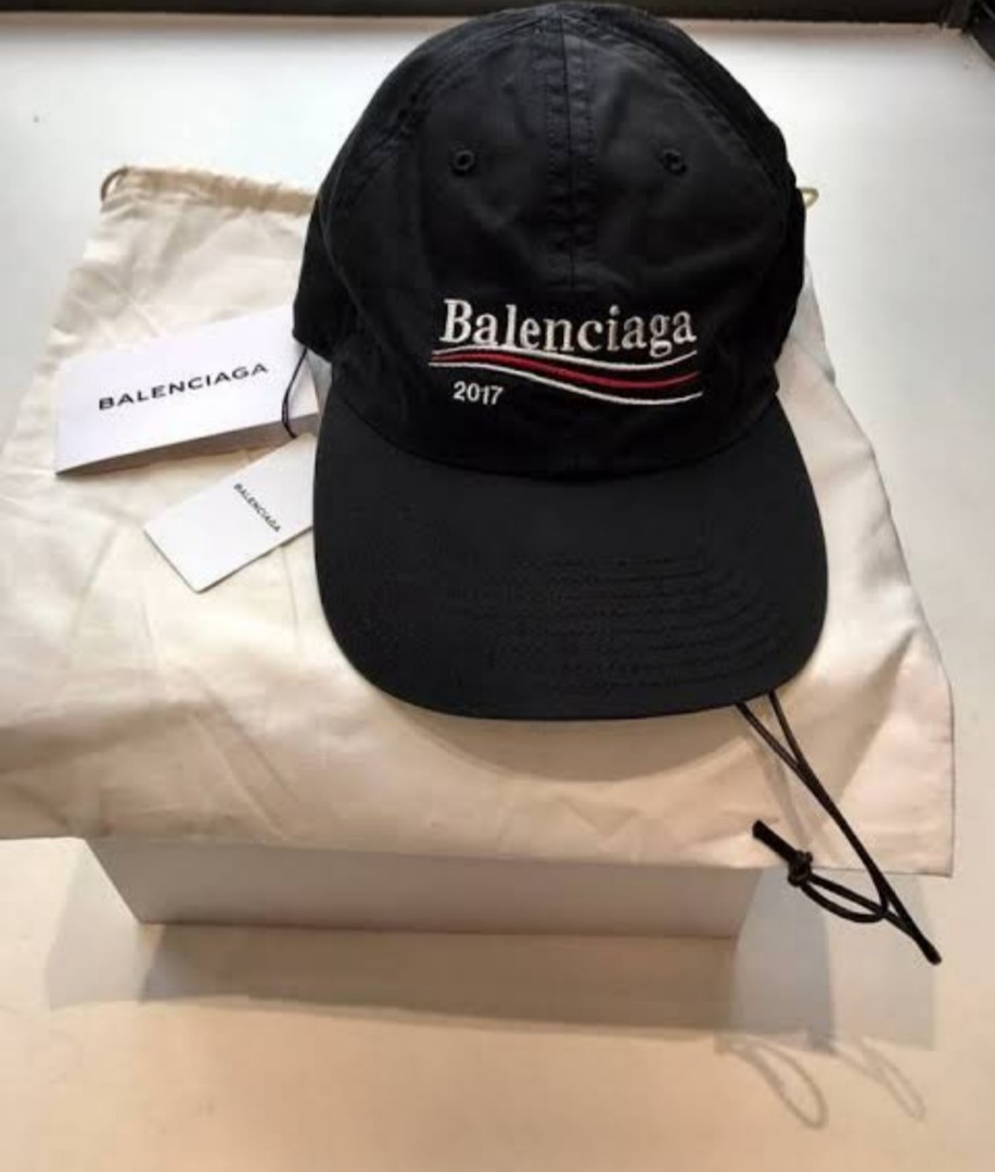 Kontrakt nøgen benzin Balenciaga 2017 Political Cap Authentic, Men's Fashion, Watches &  Accessories, Caps & Hats on Carousell