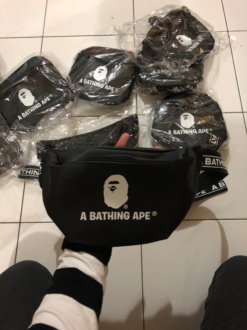 A bathing ape hot sale waist bag original