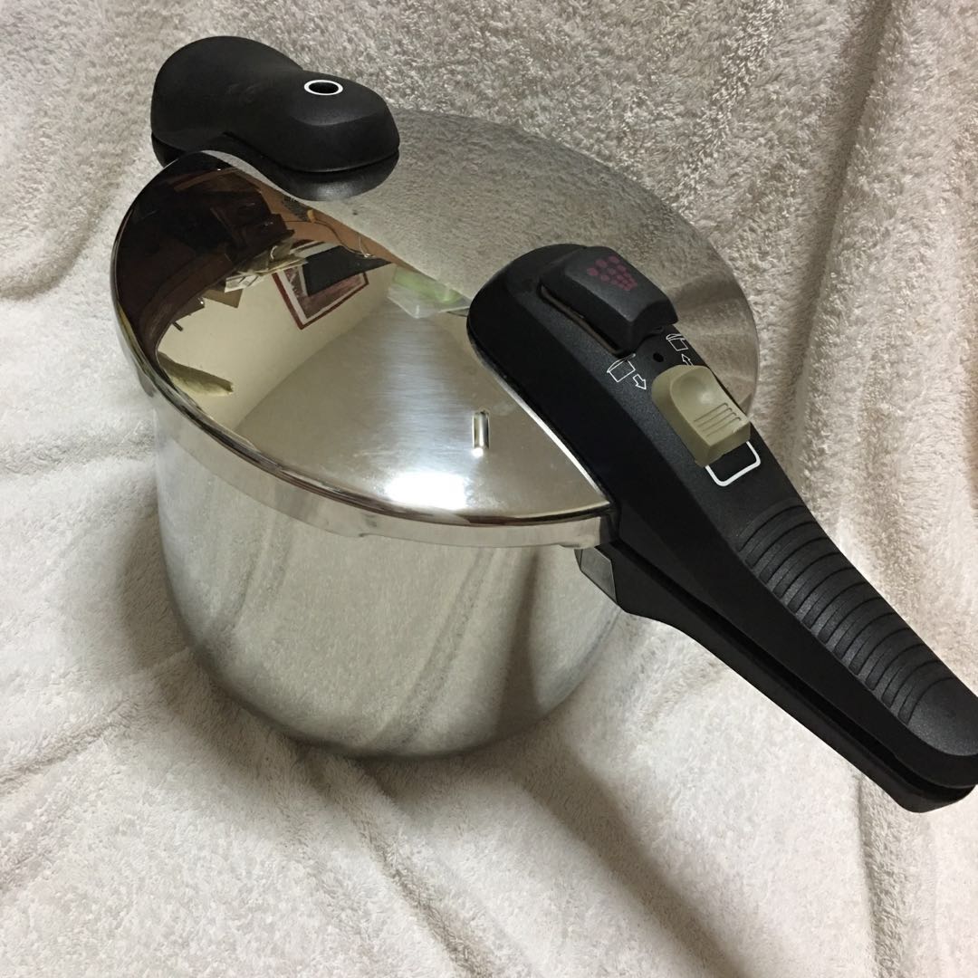 BNIB Kern Pressure Cooker 7 litres, TV & Home Appliances, Kitchen