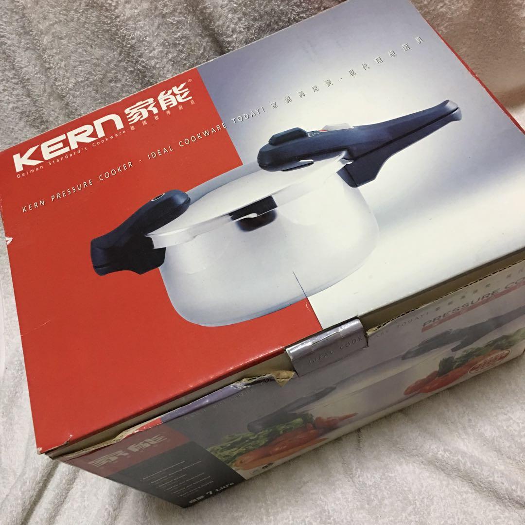 BNIB Kern Pressure Cooker 7 litres, TV & Home Appliances, Kitchen