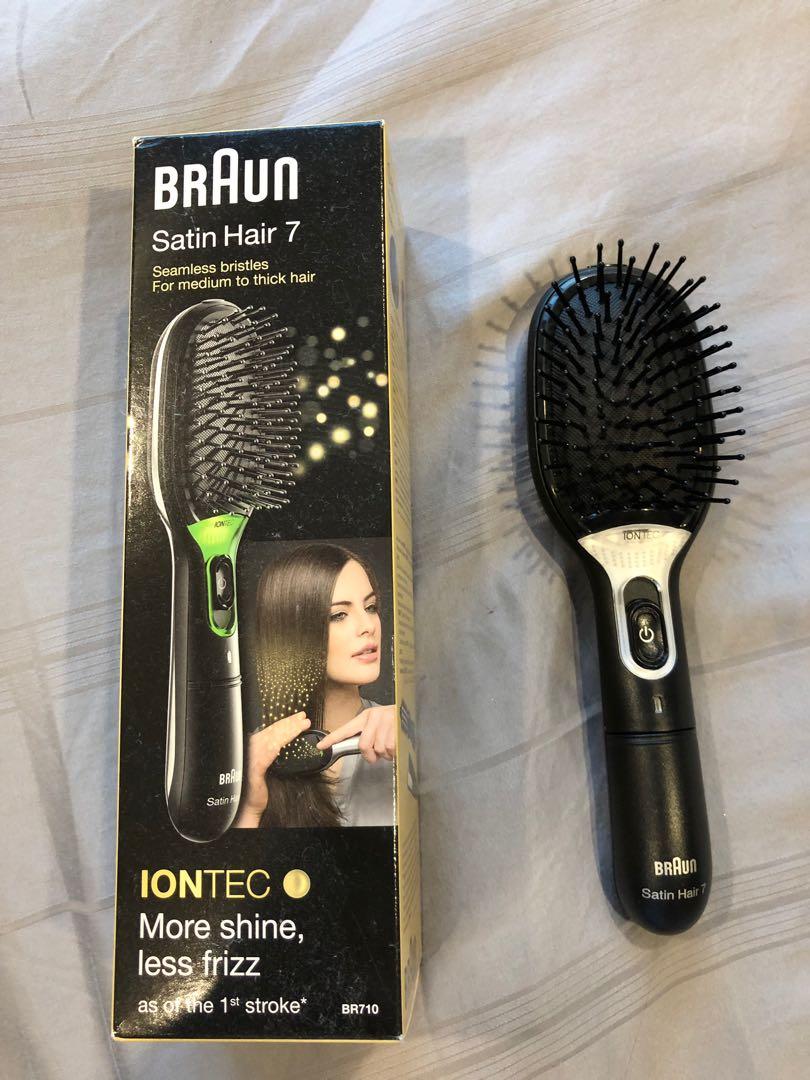 Braun Ionic Hair Brush, Beauty & Personal Care, Hair on Carousell