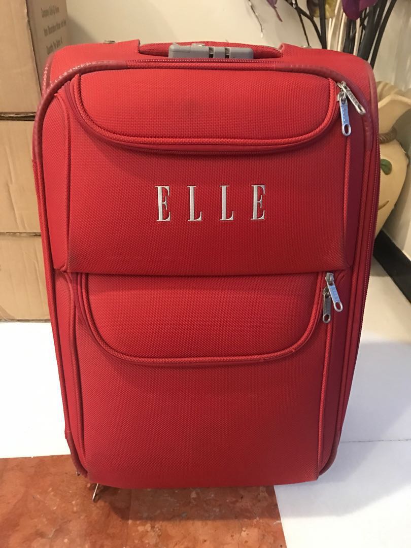 elle luggage red