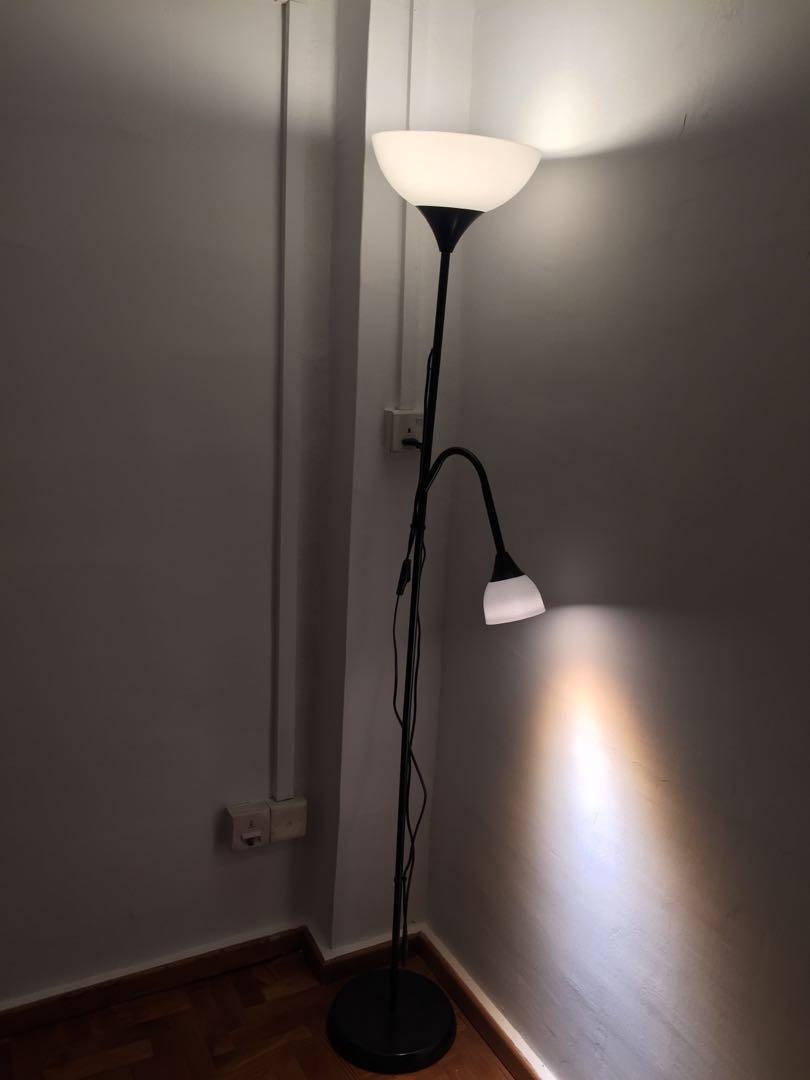 self standing lamp