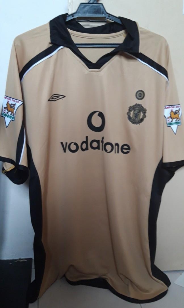 Manchester united gold jersey clearance