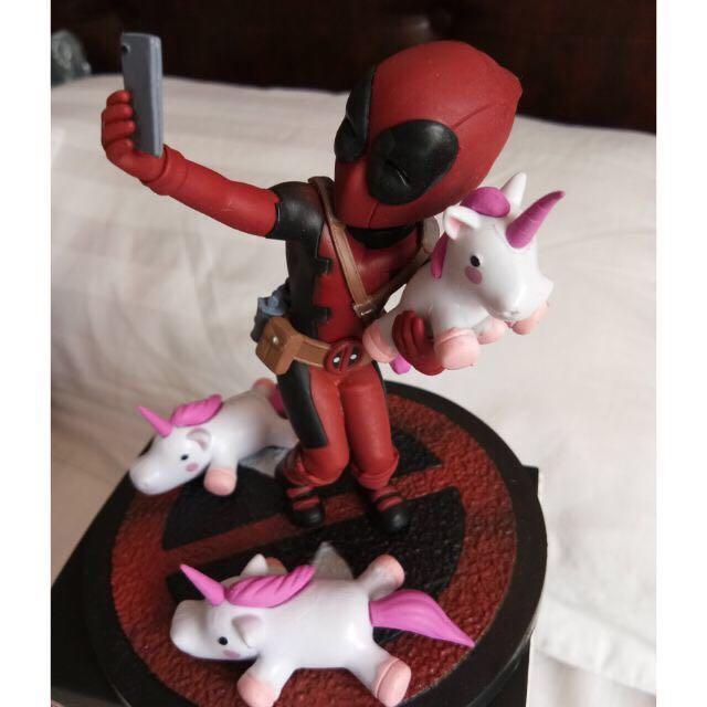 deadpool unicorn selfie