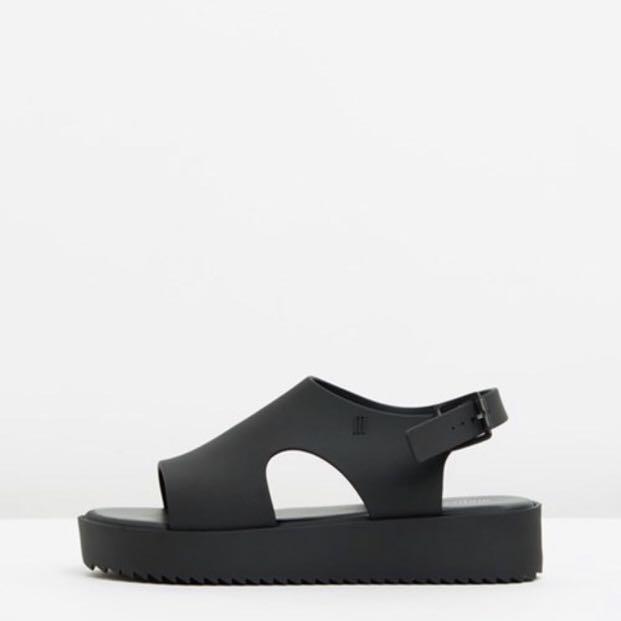 Hotness melissa on sale