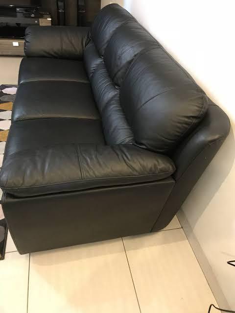 Sofa Kulit Informa 3s Ziva Perabotan Rumah Di Carousell Chateau d'ax menampilkan ragam desain sofa modern. sofa kulit informa 3s ziva