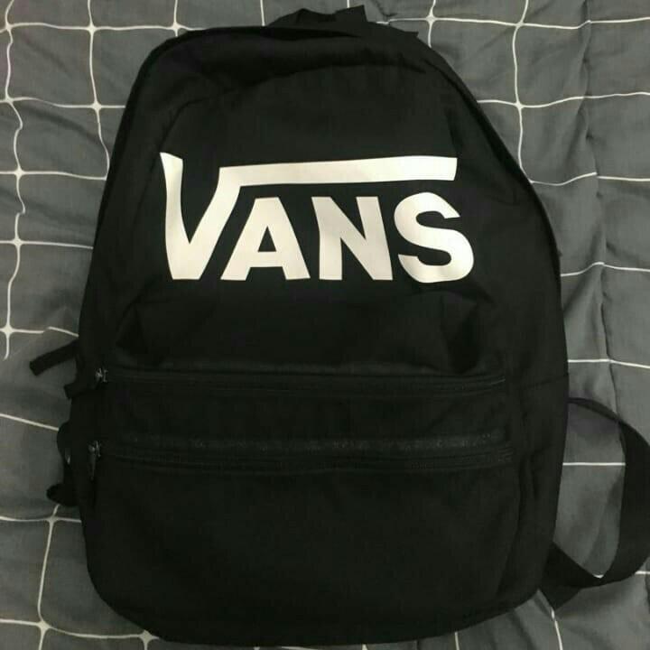Jual top tas vans