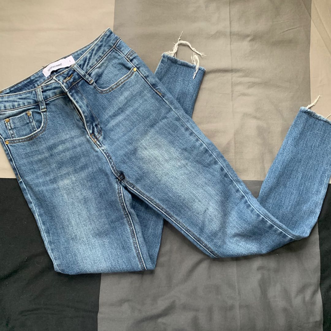 frayed end jeans