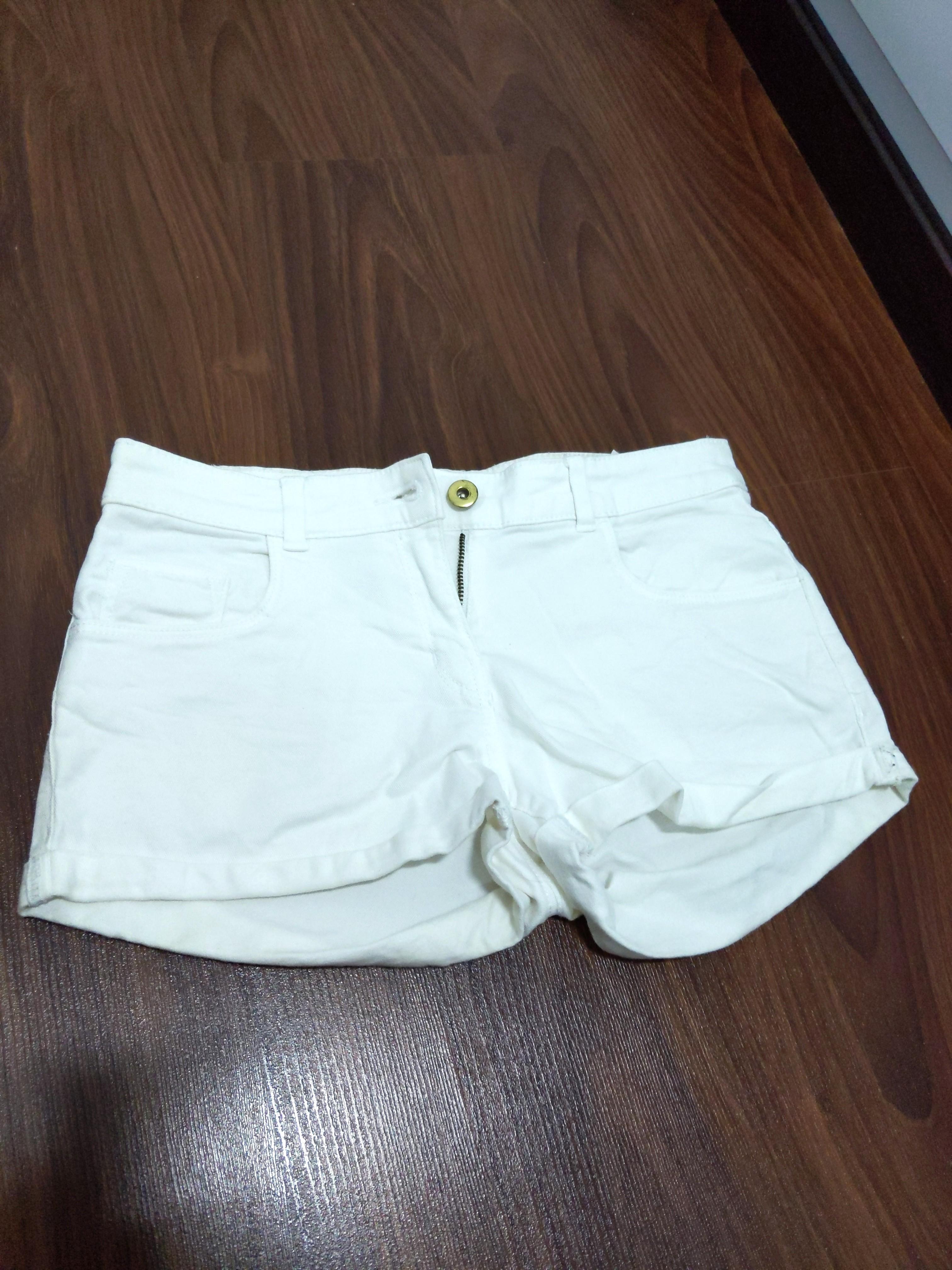 White shorts cheap top